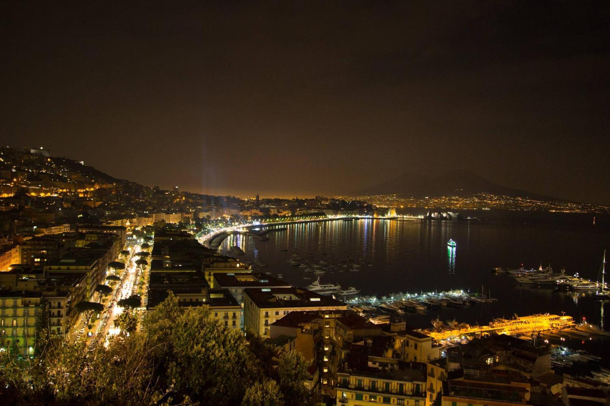 Donna Lena Relais Napoli Bed & Breakfast Luaran gambar